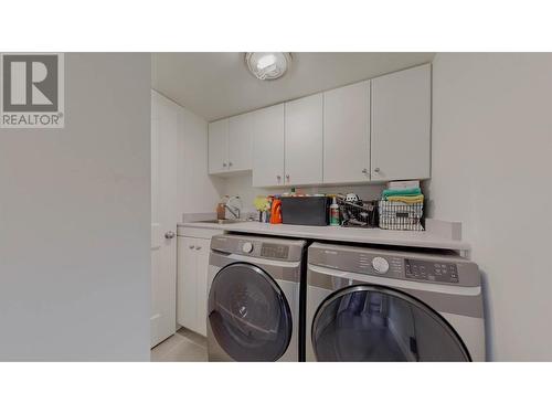 4215 Pebble Beach Drive, Osoyoos, BC - Indoor Photo Showing Laundry Room