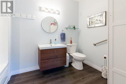 285 Beachy Cove Road, Portugal Cove-St. Philips, NL - Indoor Photo Showing Bathroom
