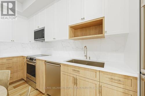 Unit 10 Blk 55, Cobourg, ON - Indoor Photo Showing Kitchen With Stainless Steel Kitchen With Upgraded Kitchen