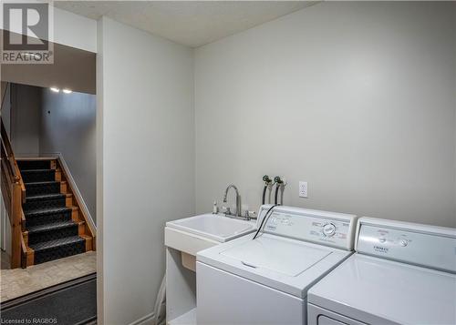 483 Alice Street, Southampton, ON - Indoor Photo Showing Laundry Room