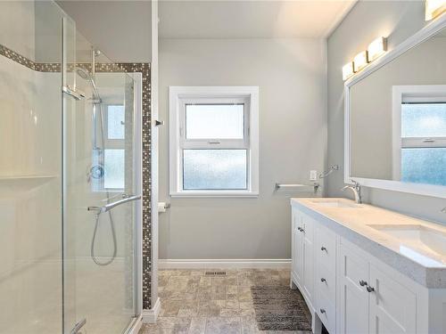 1451 Seaway Dr, Parksville, BC - Indoor Photo Showing Bathroom