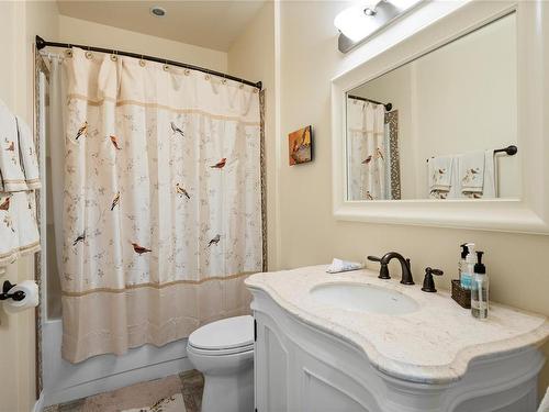 1451 Seaway Dr, Parksville, BC - Indoor Photo Showing Laundry Room