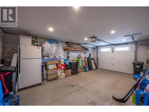 3909 Gartrell Road, Summerland, BC - Indoor Photo Showing Garage