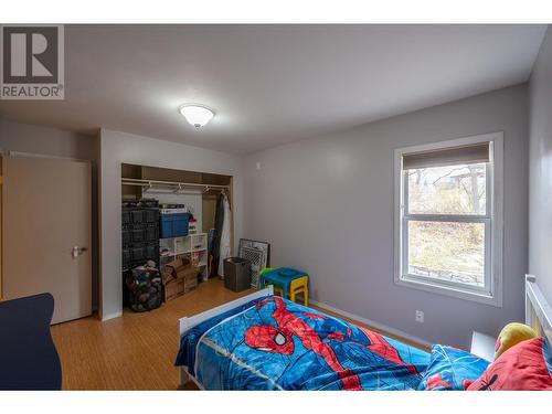 3909 Gartrell Road, Summerland, BC - Indoor Photo Showing Bedroom