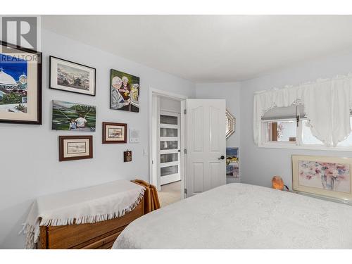 1112 Lanfranco Road, Kelowna, BC - Indoor Photo Showing Bedroom