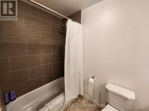 #408 -500 Westmount Rd, Kitchener, ON - Indoor Photo Showing Bathroom