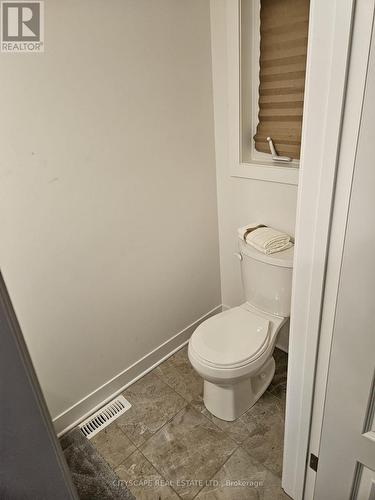 371 Beech St, Lucan Biddulph, ON - Indoor Photo Showing Bathroom
