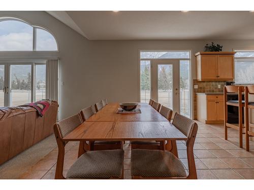 5214 Riverside Drive, Fairmont Hot Springs, BC - Indoor Photo Showing Dining Room