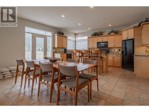 5214 Riverside Drive, Fairmont Hot Springs, BC - Indoor Photo Showing Dining Room