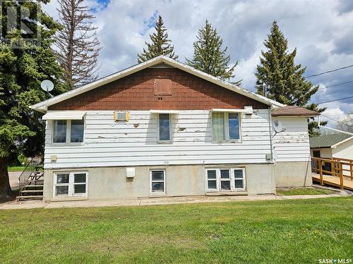 3 4Th Avenue Se, Swift Current, SK - Outdoor