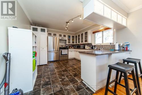 205 Frances St, Whitby, ON - Indoor Photo Showing Kitchen