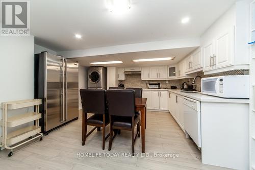 205 Frances St, Whitby, ON - Indoor Photo Showing Kitchen