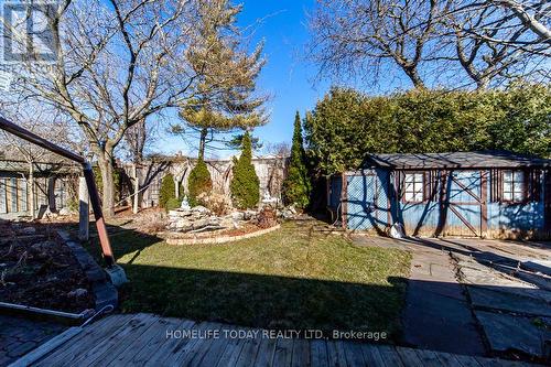 205 Frances Street, Whitby, ON - Outdoor