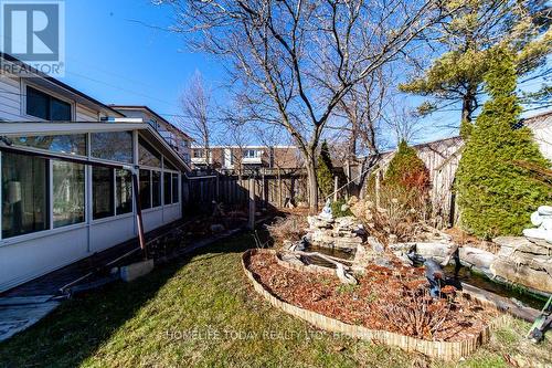 205 Frances St, Whitby, ON - Outdoor