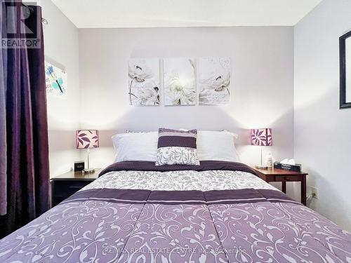 40 Braemore Road, Brampton, ON - Indoor Photo Showing Bedroom