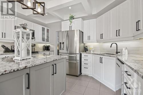 160 Whernside Terrace, Ottawa, ON - Indoor Photo Showing Kitchen With Upgraded Kitchen