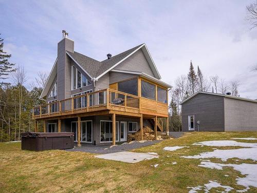 FaÃ§ade - 202 Ch. Forest Hill, Saint-Adolphe-D'Howard, QC - Outdoor With Deck Patio Veranda