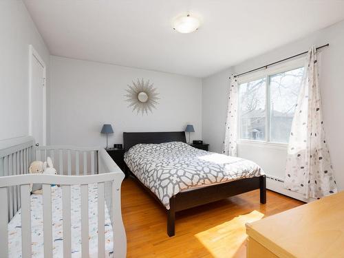 Master bedroom - 1495 Rue Filion, Montréal (Saint-Laurent), QC - Indoor Photo Showing Bedroom