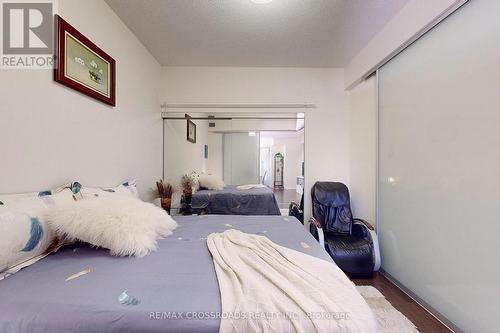 #117 -181 Village Green Sq, Toronto, ON - Indoor Photo Showing Bedroom