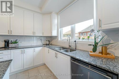 52 Phyllis Drive, Caledon, ON - Indoor Photo Showing Kitchen With Double Sink