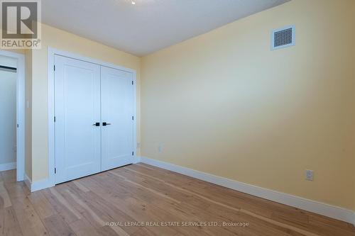 #1910 -250 Scarlett Rd, Toronto, ON - Indoor Photo Showing Other Room
