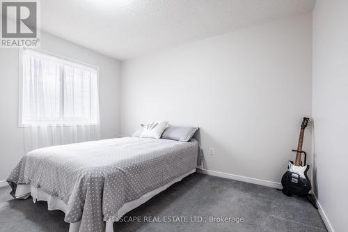 40 Dunlop Court, Brampton, ON - Indoor Photo Showing Bedroom