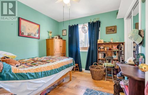 9474 Woodvale School Rd, Port Hope, ON - Indoor Photo Showing Bedroom