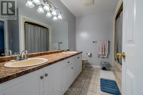 #28 -5070 Drummond Rd, Niagara Falls, ON - Indoor Photo Showing Bathroom