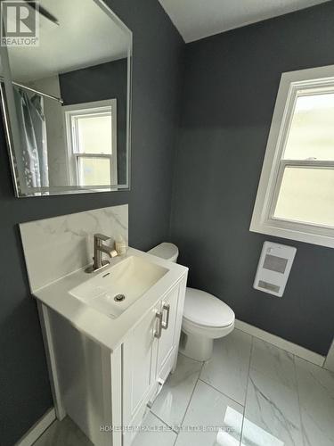 #2 -78 Joseph St, Kingston, ON - Indoor Photo Showing Bathroom