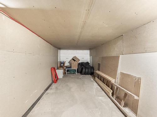Storage - 1-1705 Av. Barbe, Laval (Chomedey), QC - Indoor Photo Showing Other Room