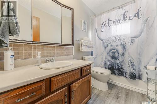 116 Bates Street, Earl Grey, SK - Indoor Photo Showing Bathroom
