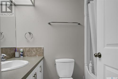 1608 3520 Hillsdale Street, Regina, SK - Indoor Photo Showing Bathroom