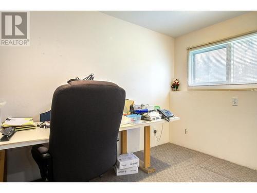 3410 Lockhart Crescent, Spallumcheen, BC - Indoor Photo Showing Office