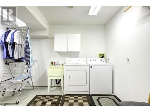 3410 Lockhart Crescent, Spallumcheen, BC - Indoor Photo Showing Laundry Room