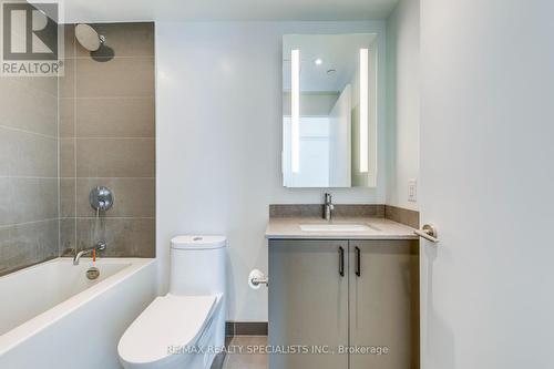 1513 - 135 East Liberty Street, Toronto, ON - Indoor Photo Showing Bathroom
