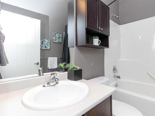 114-996 Wild Ridge Way, Langford, BC - Indoor Photo Showing Bathroom