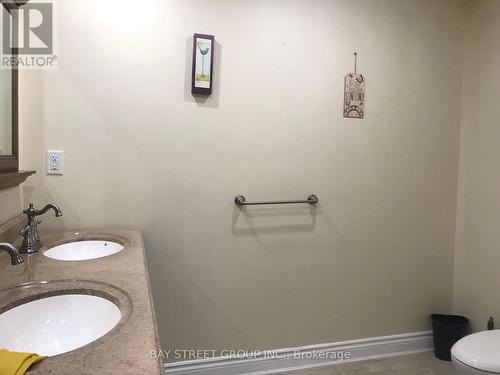 593 Via Campanile Drive, Vaughan, ON - Indoor Photo Showing Bathroom