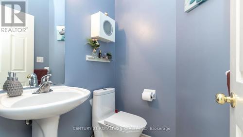 6 Viceroy Crescent, Brampton, ON - Indoor Photo Showing Bathroom