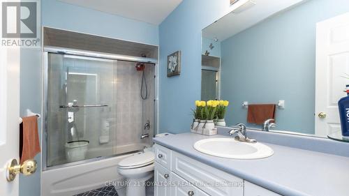 6 Viceroy Crescent, Brampton, ON - Indoor Photo Showing Bathroom