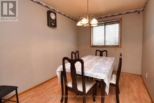 32 Arno St, Hamilton, ON - Indoor Photo Showing Dining Room