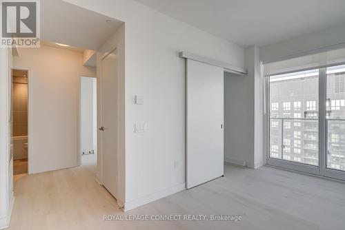 #4710 -3900 Confederation Pkwy, Mississauga, ON - Indoor Photo Showing Other Room