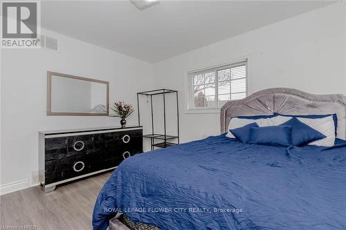 18 Greenlaw Placeway S, St. Catharines, ON - Indoor Photo Showing Bedroom