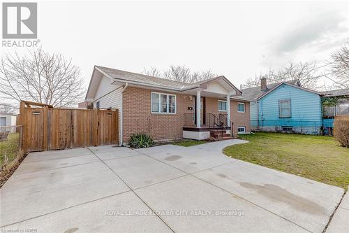 18 Greenlaw Plwy S, St. Catharines, ON - Outdoor
