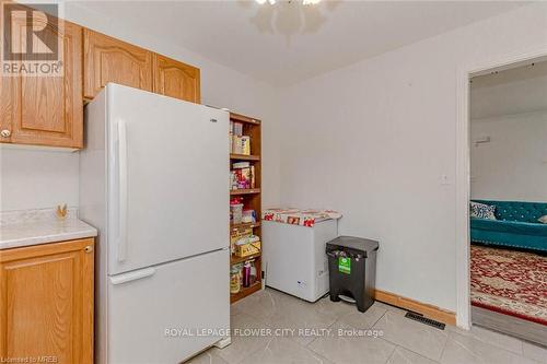 18 Greenlaw Placeway S, St. Catharines, ON - Indoor Photo Showing Other Room