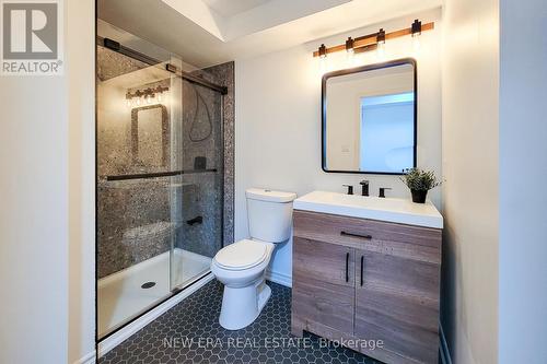 7 Fulmar Way, Hamilton, ON - Indoor Photo Showing Bathroom