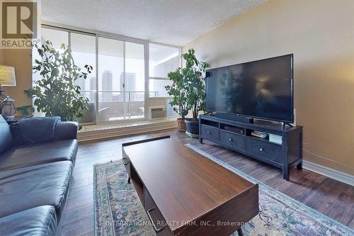 #2108 -4101 Sheppard Ave E, Toronto, ON - Indoor Photo Showing Living Room