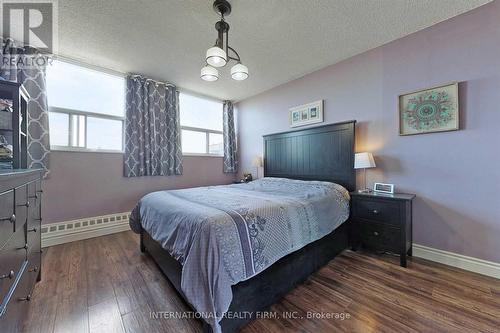 #2108 -4101 Sheppard Ave E, Toronto, ON - Indoor Photo Showing Bedroom
