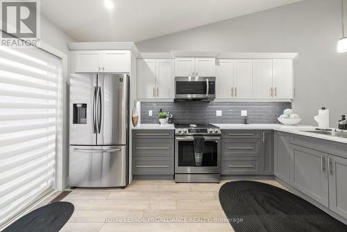 24 Buchanan Ave, Prince Edward County, ON - Indoor Photo Showing Kitchen With Upgraded Kitchen