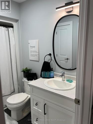 24 Buchanan Ave, Prince Edward County, ON - Indoor Photo Showing Bathroom