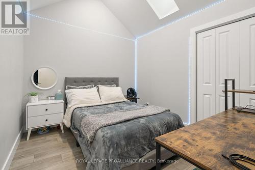 24 Buchanan Ave, Prince Edward County, ON - Indoor Photo Showing Bedroom